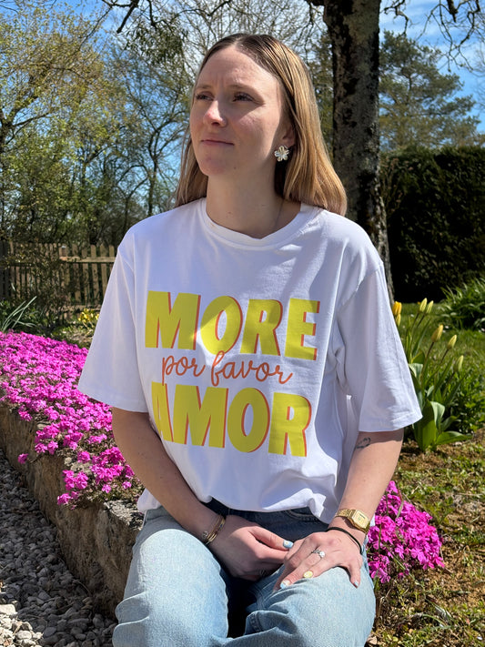 T-shirt More amore