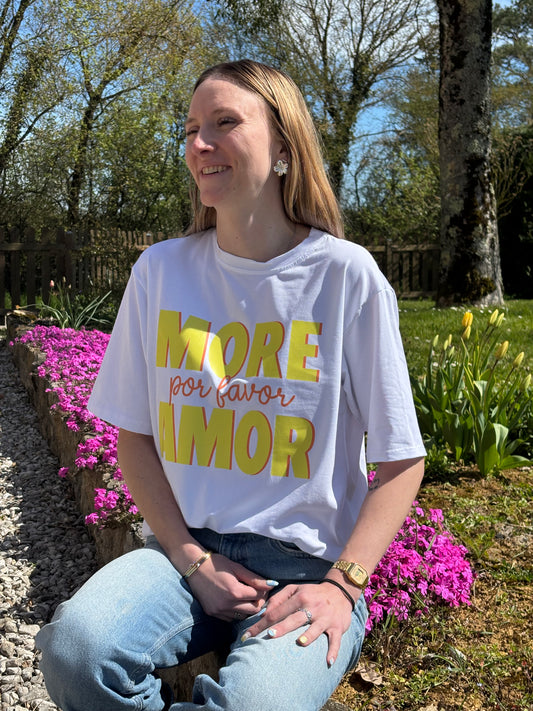 T-shirt More amore